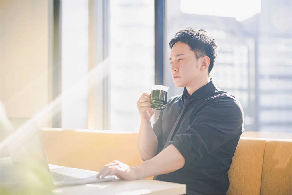 コーヒー派も満足！ティーサーバーがオフィスで人気の理由のアイキャッチ画像